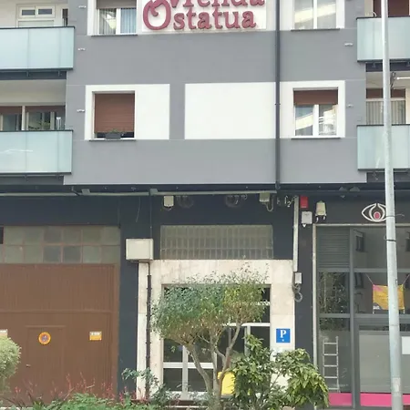 Melida Ostatua Ermua